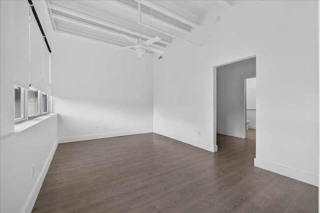 Building Photo - 4500 S Kingshighway Blvd