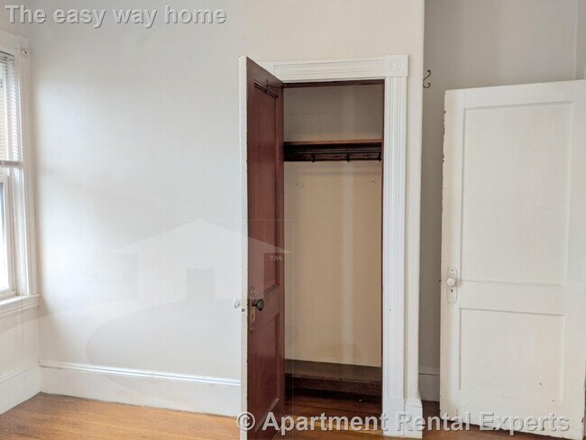 Building Photo - 104 Conwell Ave