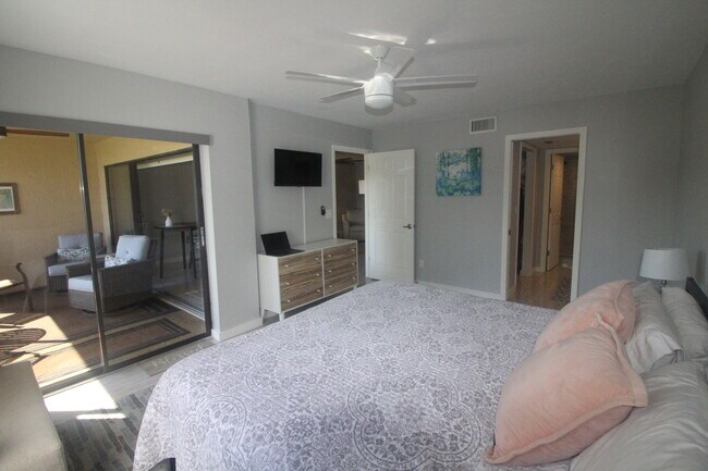 Building Photo - 505 Lake Louise Cir