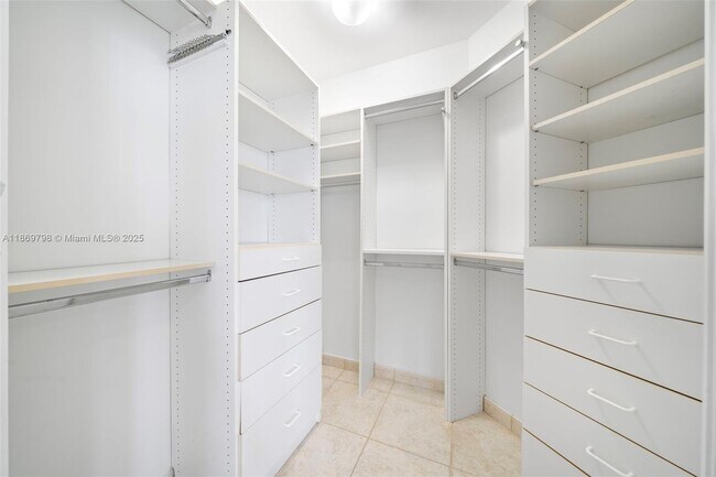 Building Photo - 4779 Collins Ave
