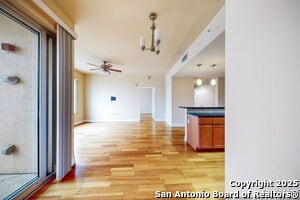 Building Photo - 215 Center St