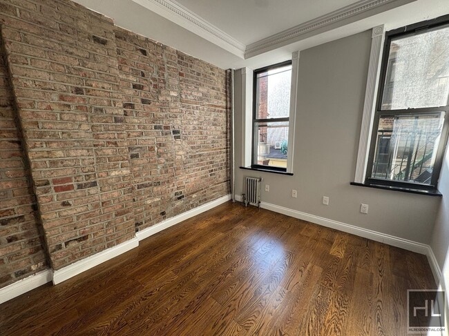 Building Photo - 115 Mulberry St