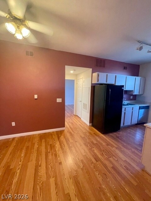 Building Photo - 231 W Horizon Ridge Pkwy