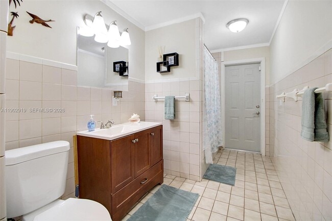 Building Photo - 37225 SW 214th Ave