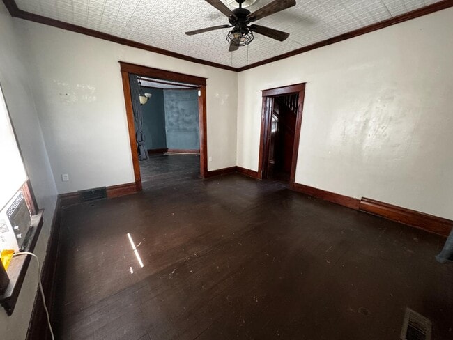 Building Photo - 1267 SW Harrison St