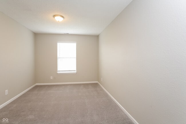 Building Photo - 4506 Redcliff S Ln