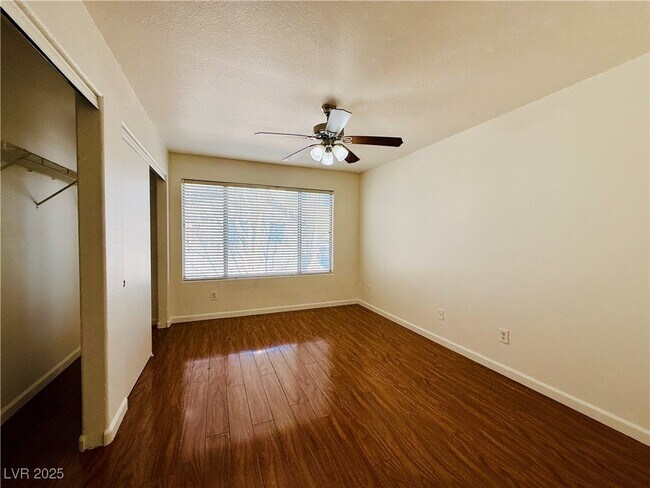 Building Photo - 3058 Casey Dr