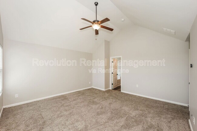 Building Photo - 116 Slate Dr