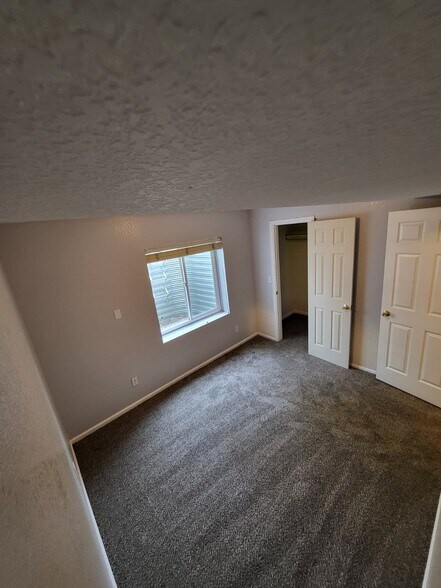 Room 5 - 2704 Breckenridge PL