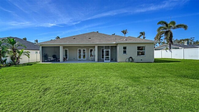 Building Photo - 1111 Mallorca Dr