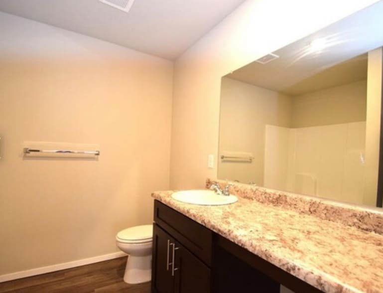 Building Photo - 2903 W McLaren Dr