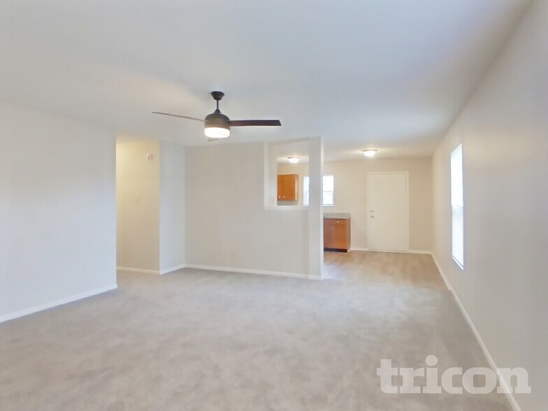 Building Photo - 3146 Brandenburg Dr