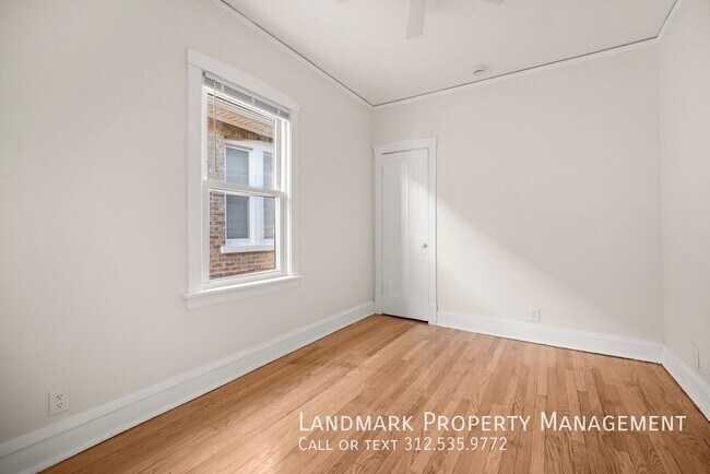 Building Photo - 3030 N Normandy Ave
