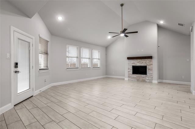 Building Photo - 101 Gardenia Dr