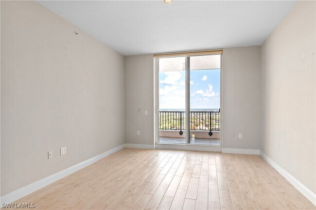 Building Photo - 23850 Via Italia Cir