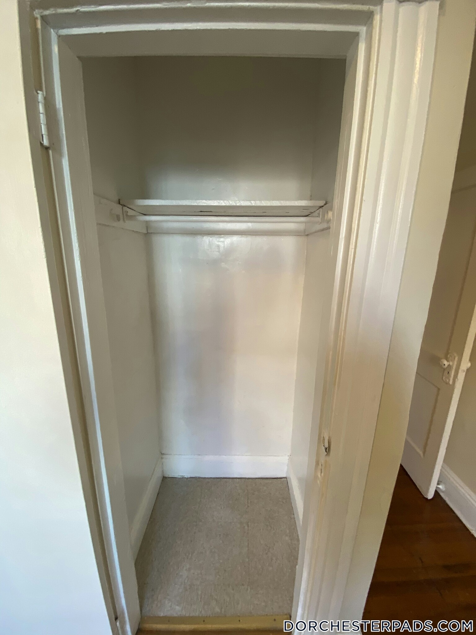 Building Photo - 19 Mora St