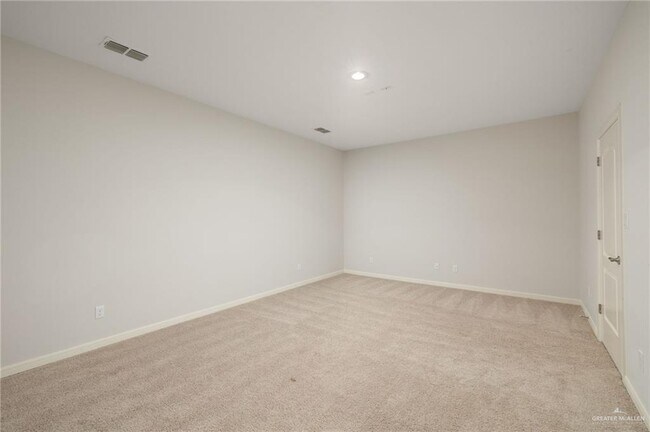 Building Photo - 4628 Estancia Pkwy