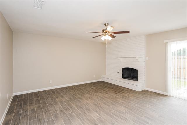Building Photo - 3114 Echo Dr