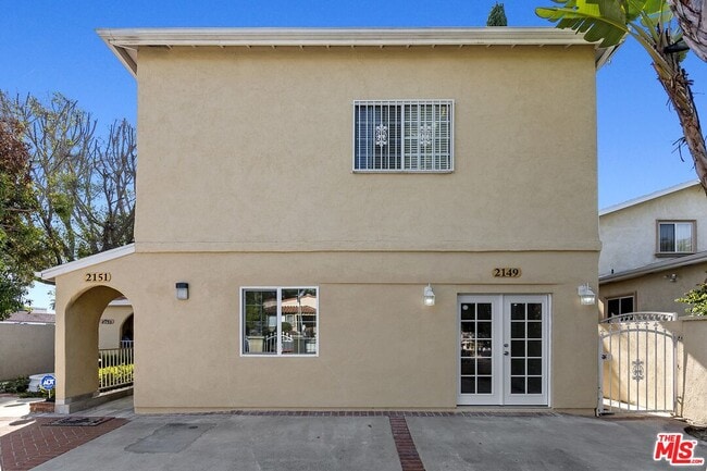 Building Photo - 2149 Glendon Ave