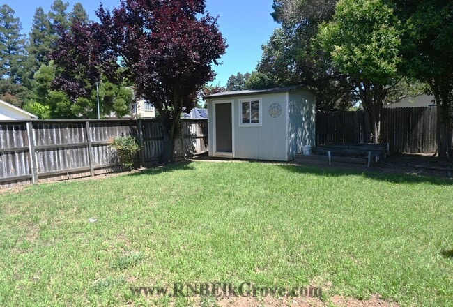 Building Photo - 9301 Quintanna Ct