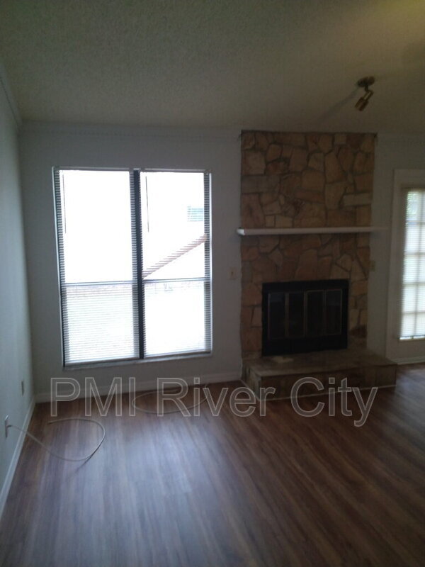 Building Photo - 7491 Countryman Ln