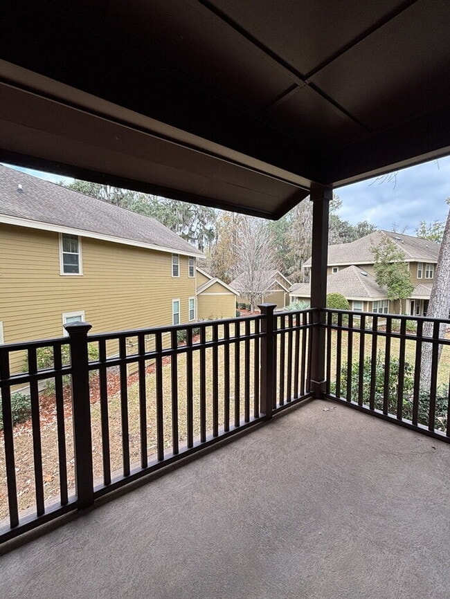 Building Photo - 5565 Colonial Chatsworth Cir