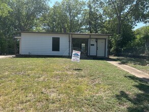 Building Photo - ***Two-Weeks Free Rent***910 Evergreen Street, Killeen