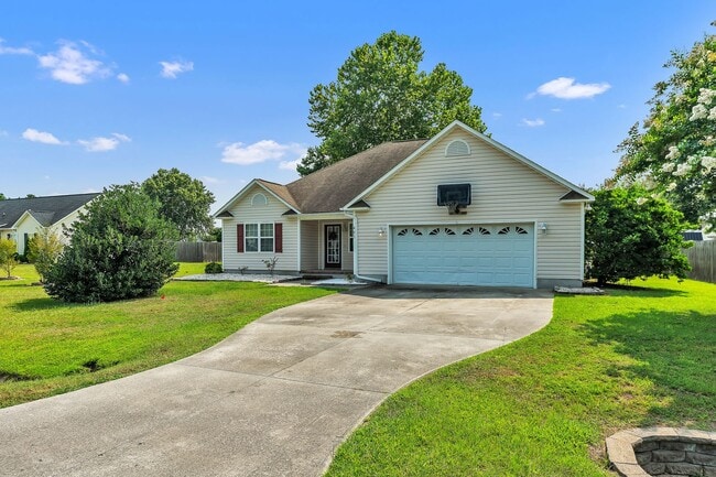 Building Photo - 403 Arabian Ln