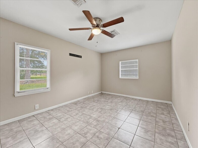 Building Photo - 5744 Guice Dr