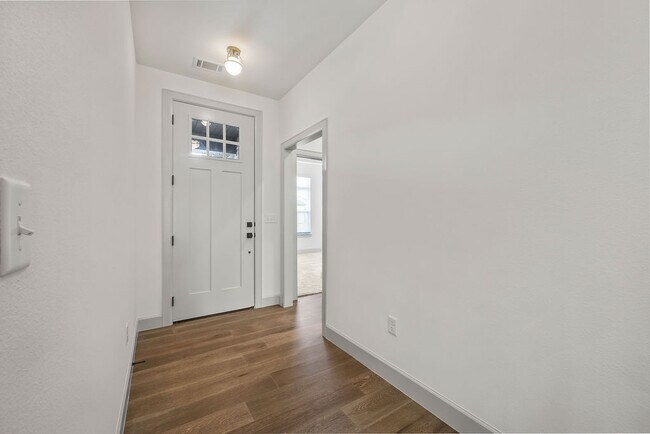 Building Photo - 1509 Padova Ave