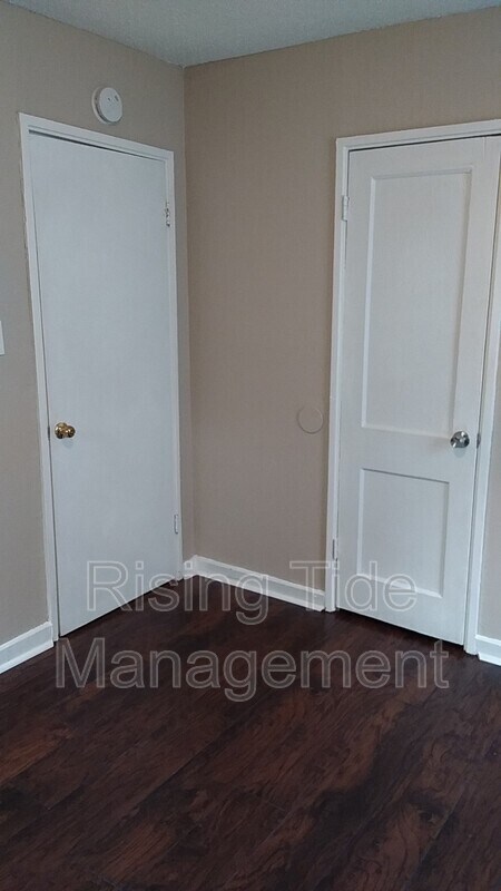 Building Photo - 1728 33rd St Ensley