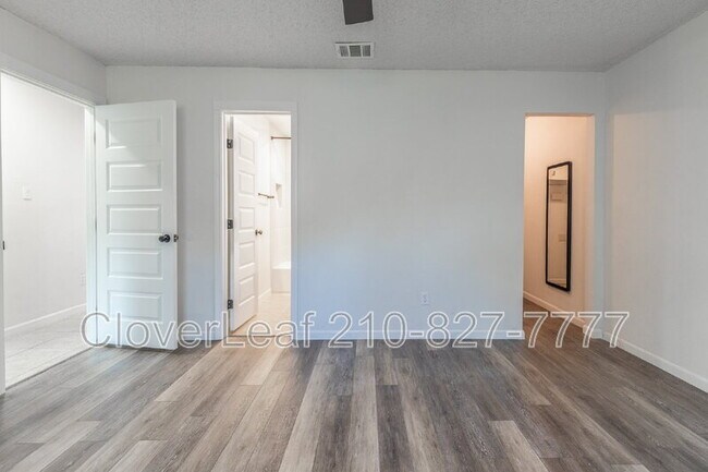 Building Photo - 15410 Wood Sorrel