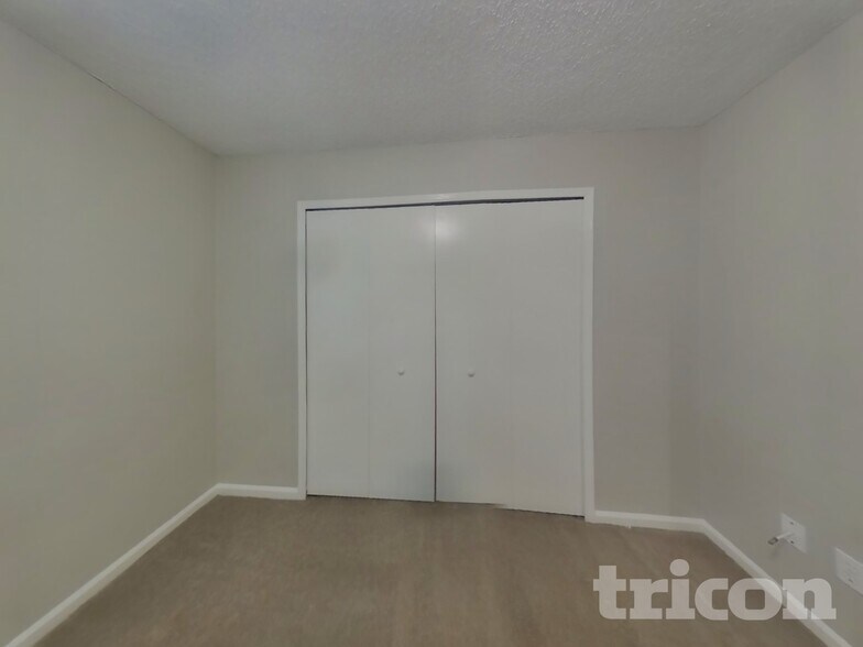 Building Photo - 12362 Mastin Cove Rd