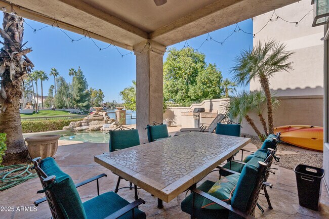 Building Photo - 10164 E Cochise Dr