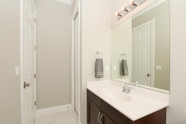 Building Photo - 9051 SW Pepoli Way