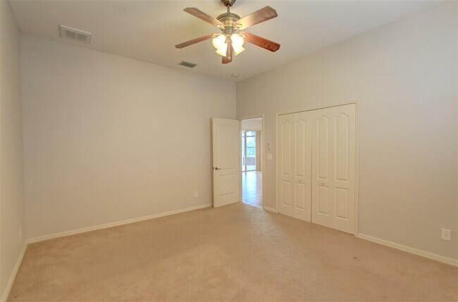 Building Photo - 1185 Dromin Ln