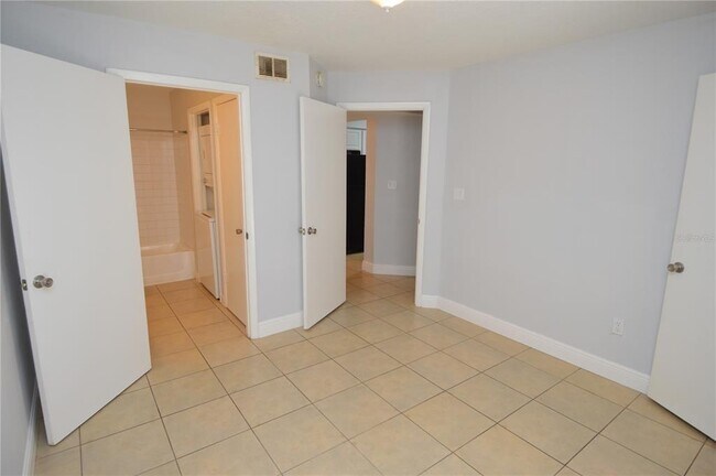 Building Photo - 8649 Fancy Finch Dr