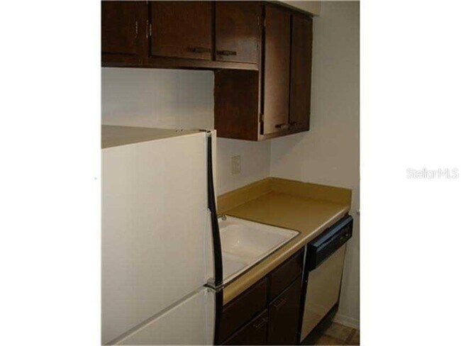 Building Photo - 137 Springwood Cir