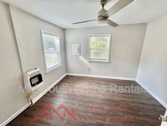 Building Photo - 324 Harrell St