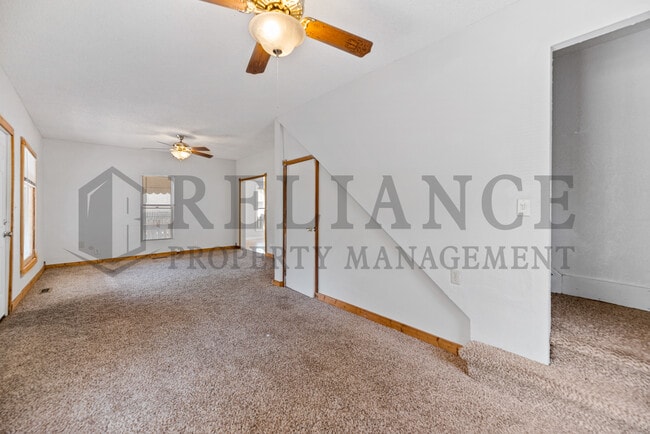 Building Photo - 421 N Meridian Ave