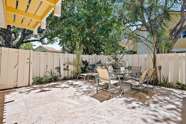 Building Photo - 154 Seabreeze Cir