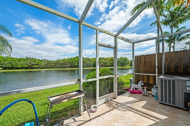 Building Photo - 3676 San Simeon Cir