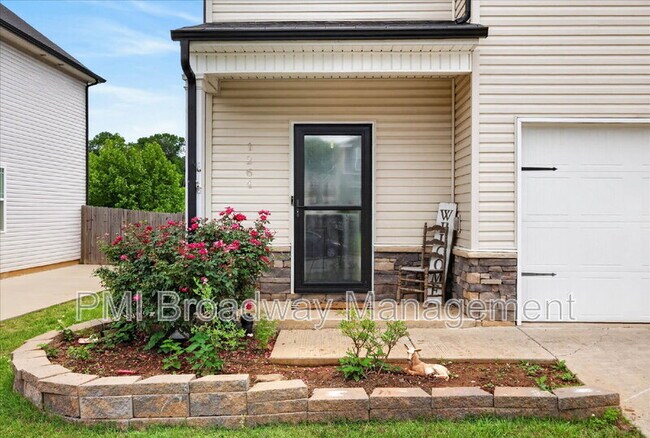 Building Photo - 1264 Black Oak Cir