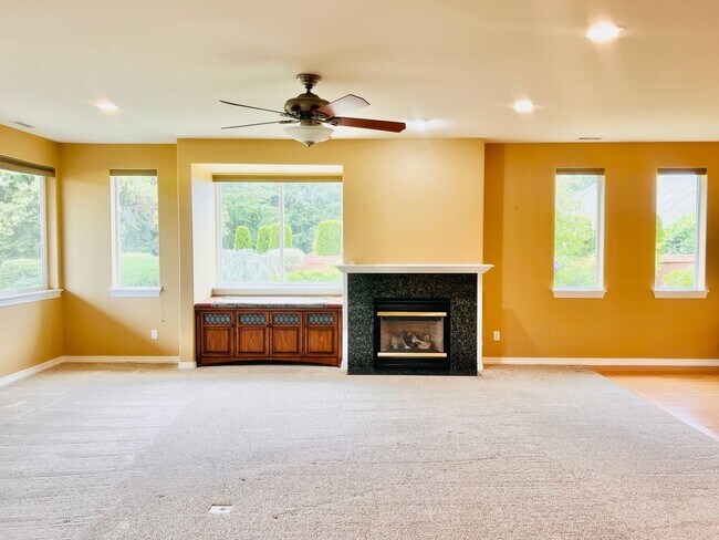 Building Photo - 8333 Camano Loop NE