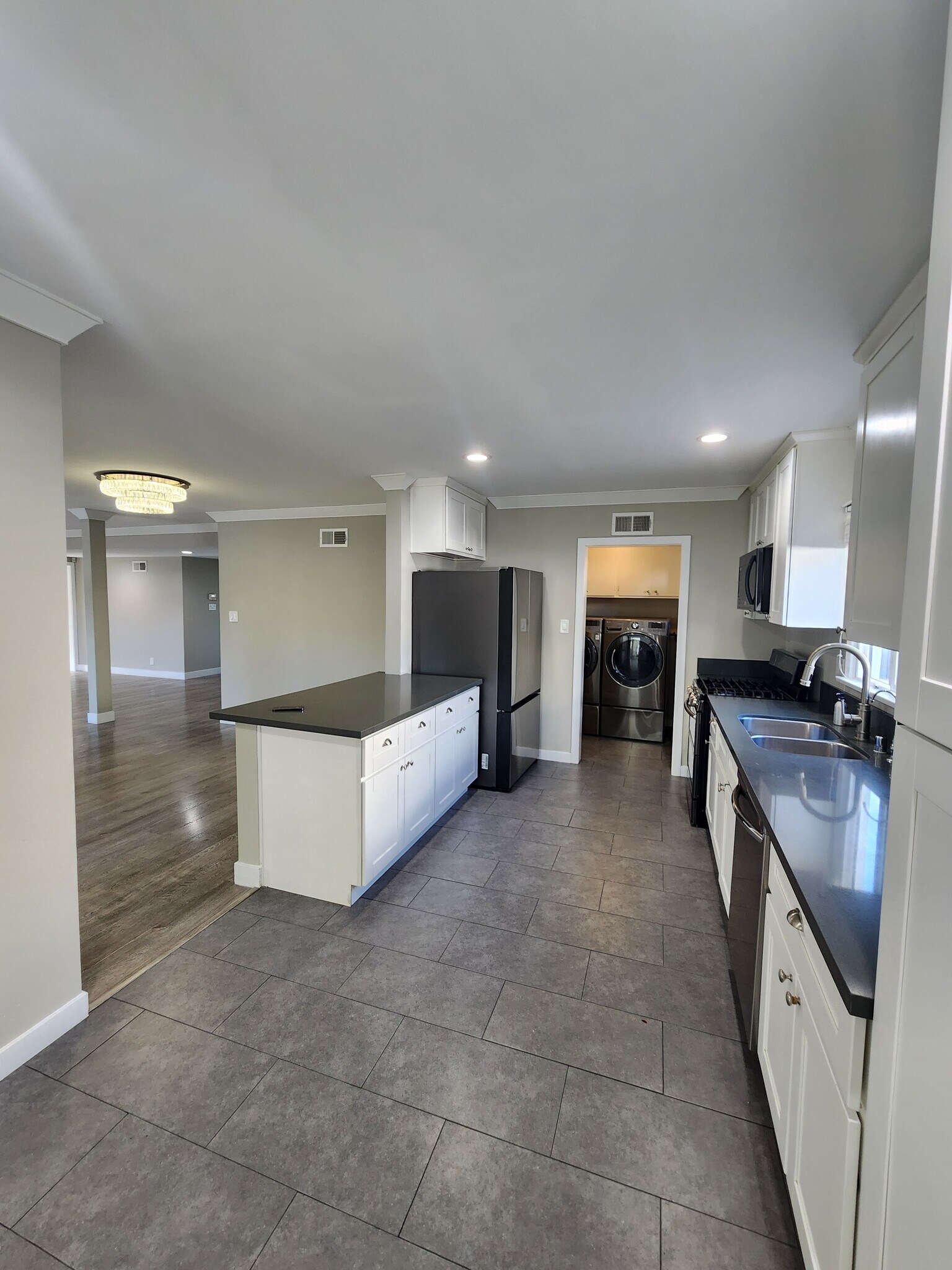 Building Photo - 17200 Willard St