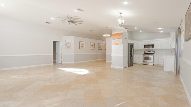 Building Photo - 10789 Barque Ct