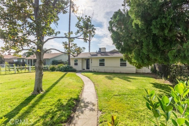 Primary Photo - 17024 Sherman Way