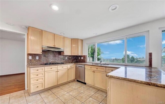 Building Photo - 22905 De Kalb Dr