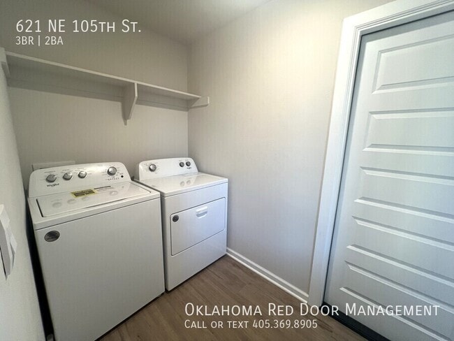 Building Photo - 621 NE 105th St