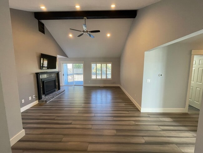 Building Photo - 4604 San Juan Ave